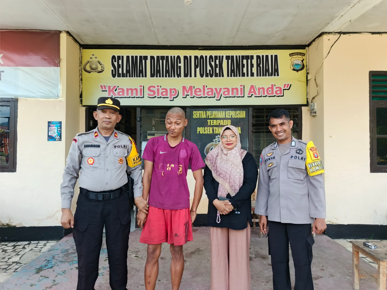 "Tak Disangka, Polisi Barru Lakukan Ini Demi Kesembuhan Seorang Warga"