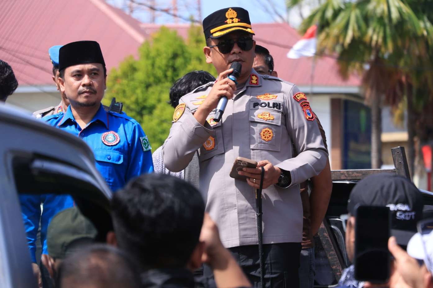 Kapolres Barru Hadir di Tengah Massa KSPSI Saat Demo May Day