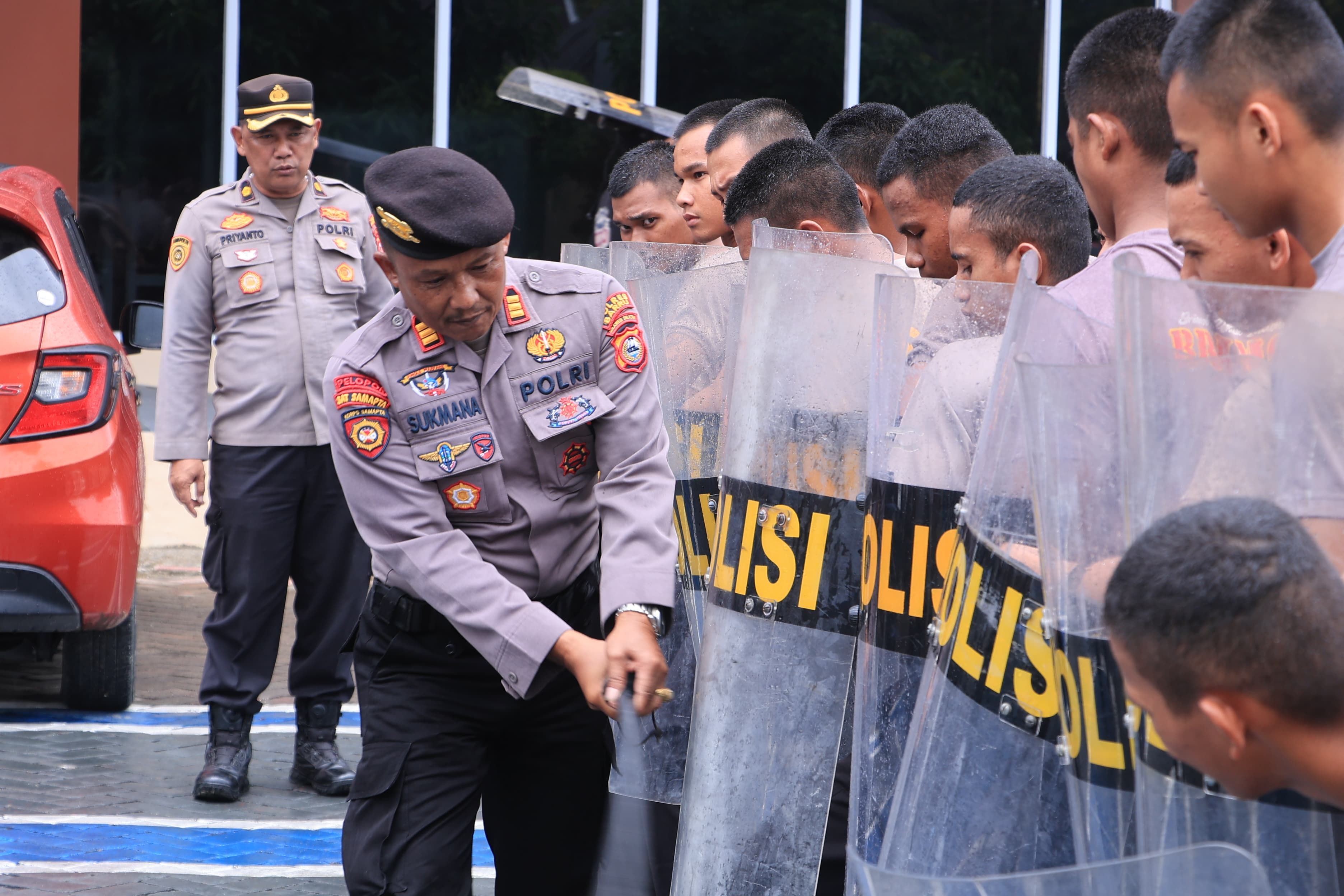 Tegang di Mapolres Barru! Siswa SPN Batua Diuji Lewat Simulasi Mencekam